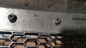 Chevrolet Captiva Front bumper upper radiator grill 