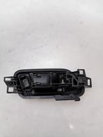 Volkswagen Amarok Priekinė atidarymo rankenėlė vidinė 2H0837113