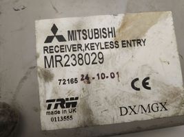 Mitsubishi Carisma Moduł / Sterownik systemu uruchamiania bezkluczykowego 