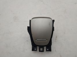 Citroen C5 Auton tuhkakuppi 525529768