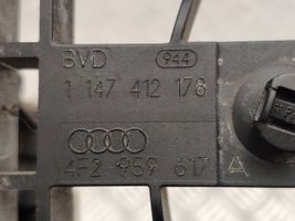 Audi A6 S6 C6 4F Kita variklio skyriaus detalė 4F2959617A