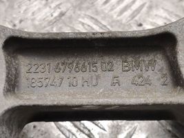 BMW 3 F30 F35 F31 Pavarų dėžės tvirtinimo kronšteinas 6796615