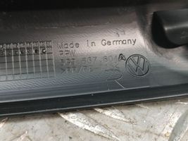 Volkswagen Golf VII Bagāžnieka dekoratīvā apdare 5G9867604A