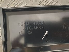 Toyota Prius (XW30) Paneelin lista 5541447020