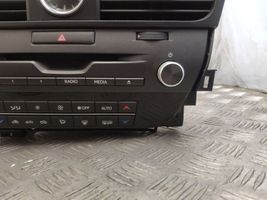 Lexus RX 450H Unità principale autoradio/CD/DVD/GPS 8613048E81