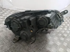 Volkswagen PASSAT B7 Lampa przednia 3AC941005