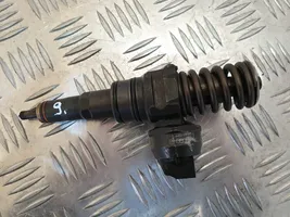 Skoda Fabia Mk2 (5J) Fuel injector 0414720314