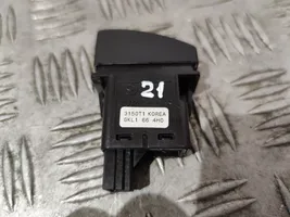 Mazda 6 Botón interruptor de luz de peligro GKL1664H0