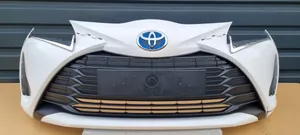 Toyota Yaris Передний бампер 