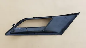 Seat Leon (5F) Etupuskurin alempi jäähdytinsäleikkö 5F9853665