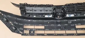 Volkswagen Arteon Maskownica / Grill / Atrapa górna chłodnicy 3G8853655E