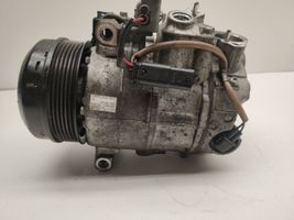 Mercedes-Benz SLK R172 Ilmastointilaitteen kompressorin pumppu (A/C) A0008302700