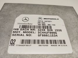 Mercedes-Benz E W211 Puhelimen näppäimistö A2408201526