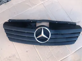 Mercedes-Benz Vaneo W414 Grille calandre supérieure de pare-chocs avant 