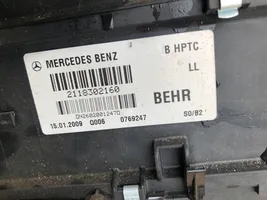 Mercedes-Benz E W211 Sisälämmityksen ilmastoinnin korin kokoonpano 2118302160