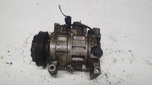 Audi A6 S6 C5 4B Ilmastointilaitteen kompressorin pumppu (A/C) 03D05401