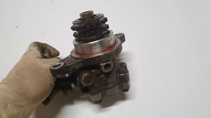 Nissan X-Trail T30 Power steering pump 8H800