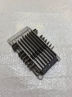 Audi A4 S4 B6 8E 8H Amplificatore 5631