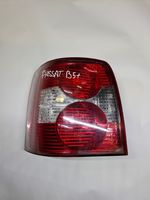 Volkswagen PASSAT B5 Lampa tylna 