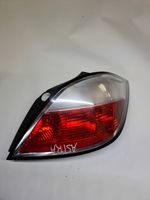 Opel Astra H Lampa tylna 00865302