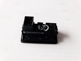 Audi Q7 4L Tailgate/boot open switch button 3D0959831C