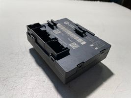 Audi Q7 4L Oven ohjainlaite/moduuli 4F0959795P