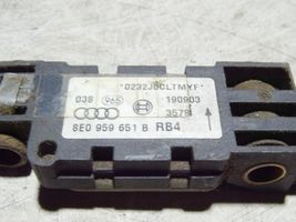 Audi A4 S4 B6 8E 8H Sensore d’urto/d'impatto apertura airbag 8E0959651B