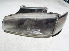 Hyundai Elantra Phare frontale 1010889