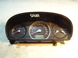 Hyundai Sonata Compteur de vitesse tableau de bord 940033K666