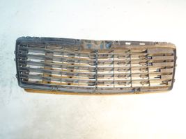 Mercedes-Benz E W210 Griglia anteriore 2108880123