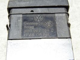Volkswagen PASSAT B5.5 Interrupteur de siège chauffant 3B0963564C