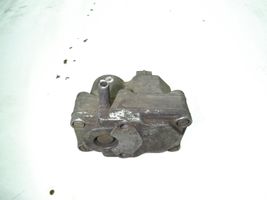 Audi 100 S4 C4 Regolatore di pressione del carburante 034133403