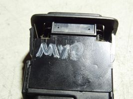 Mazda MPV Interruptor ESP (programa de estabilidad) 