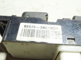 Hyundai Sonata Przyciski szyb 935753K010CH