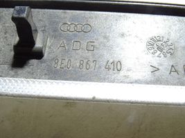 Audi A4 S4 B7 8E 8H Etuoven verhoilu (käytetyt) 8E0867410