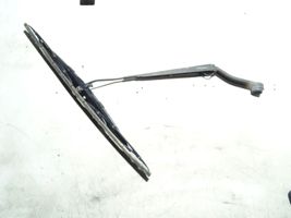 KIA Sorento Rear wiper blade arm V9648