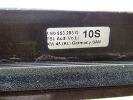 Audi A4 S4 B7 8E 8H Priekinių durų stiklo apdaila 8E0853283G