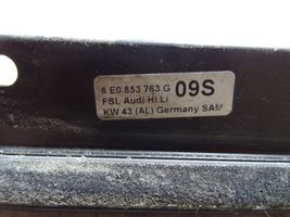 Audi A4 S4 B7 8E 8H Galinių durų stiklo apdaila 8E0853763G