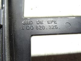 Audi A8 S8 D2 4D Cadre, panneau d'unité radio / GPS 4D0820325