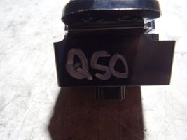 Infiniti Q50 Autres commutateurs / boutons / leviers 