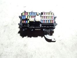 Infiniti Q50 Module de fusibles 0011173510210009