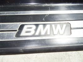 BMW 8 E31 Priekšējā sliekšņa dekoratīvā apdare (iekšējā) 8128974