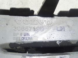 Volvo C30 Etupuskurin alempi jäähdytinsäleikkö 30657195