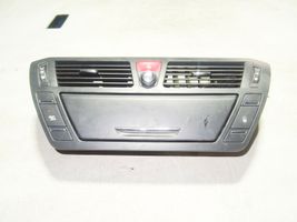 Citroen C4 Grand Picasso Dysze / Kratki środkowego nawiewu deski rozdzielczej 9683265580