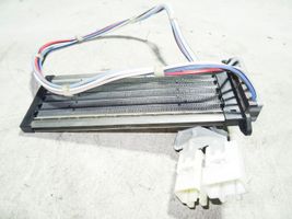 Toyota Avensis T270 Radiateur électrique de chauffage auxiliaire 0134100410