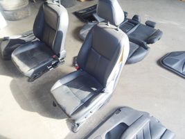 Infiniti Q50 Set interni 