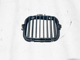 BMW 8 E31 Front bumper upper radiator grill 51138124272