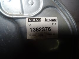 Volvo C30 Etuikkunan nostomekanismi ilman moottoria 1382376