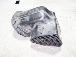 Audi Q7 4L Oro paėmimo kanalo detalė (-ės) 7L0819049A