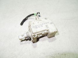 Audi A6 S6 C5 4B Verrouillage du bouchon du réservoir de carburant 4B9862153